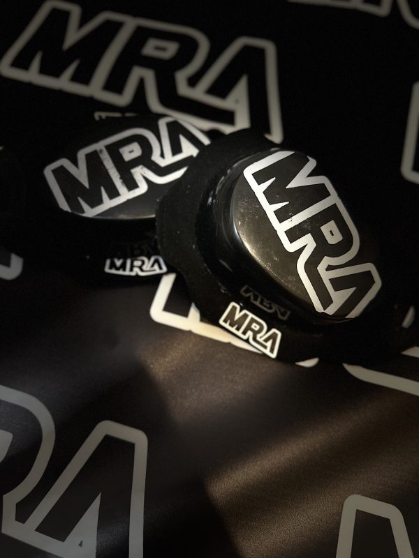 MRA Knee Sliders Black and White